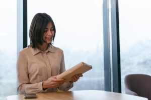 adult-going-date_23-2150168958