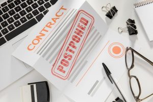 canceled-contract-desk_23-2148570709