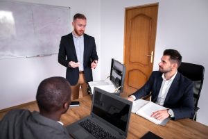 corporate-team-sharing-ideas_23-2148349973