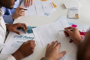 day-office-travel-agency_23-2150769970