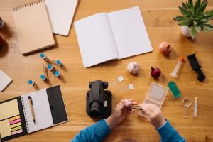 first-grade-boy-studying-home-doing-experiments_158595-7496